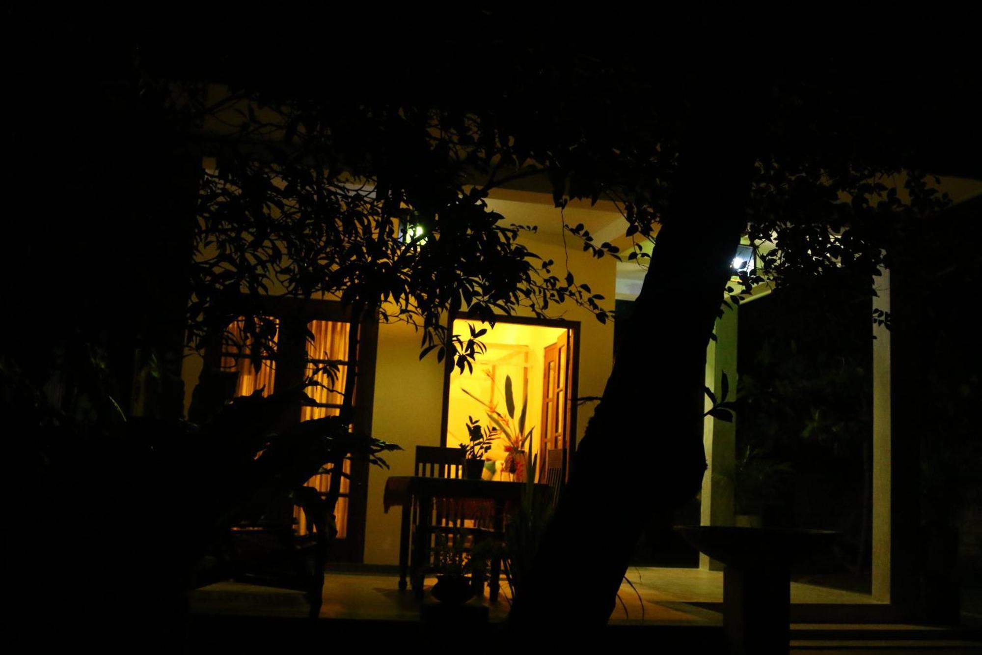 Villa Bird Gate Galle Extérieur photo