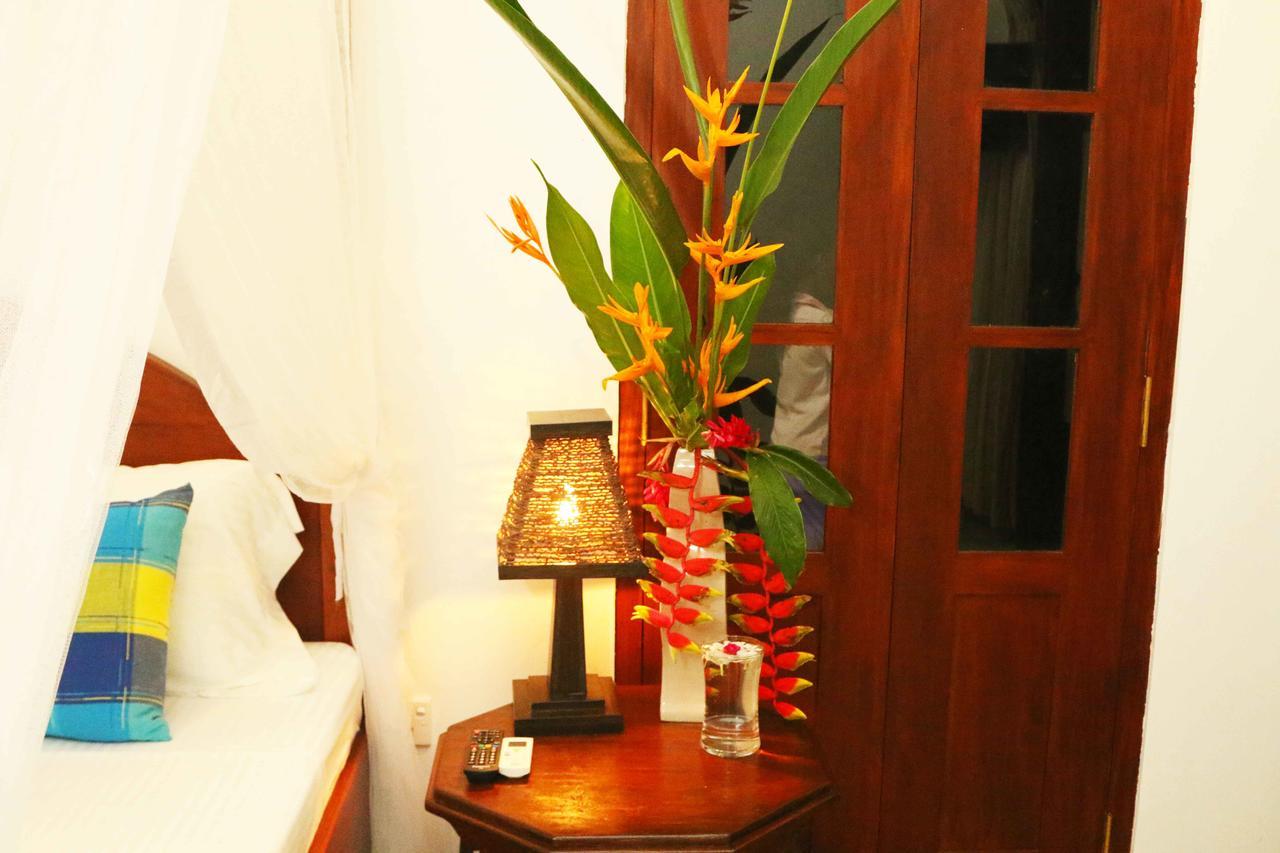 Villa Bird Gate Galle Extérieur photo